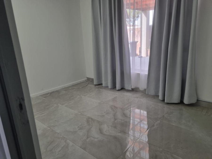 To Let 1 Bedroom Property for Rent in Schaap Kraal Western Cape